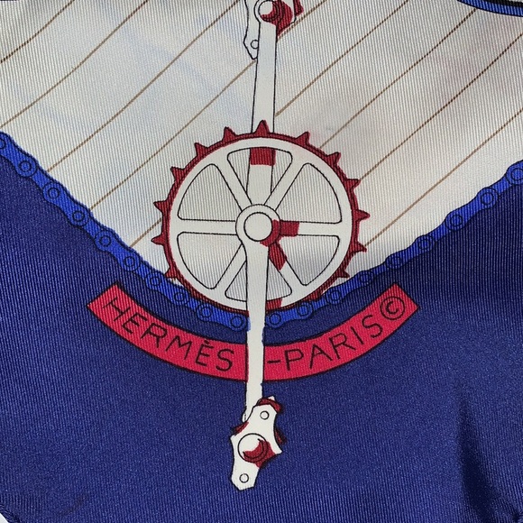 SOLD📍Hermès Vintage Silk Scarf Carre 90 - Picture 5 of 10